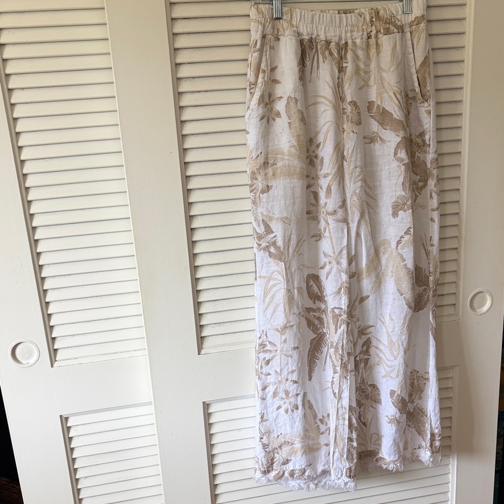 Leaf print linen flowy pants
